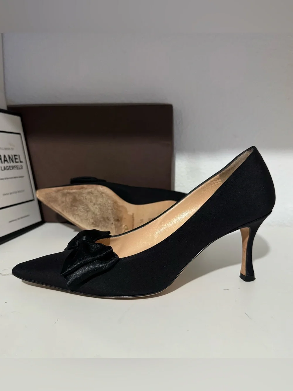 Manolo Blahnik Black Satin Bow Pointed Pumps
